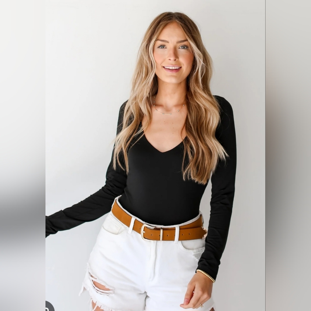 Dress Up Back To Basics Black‎ V-Neck Long Sleeve Bodysuit